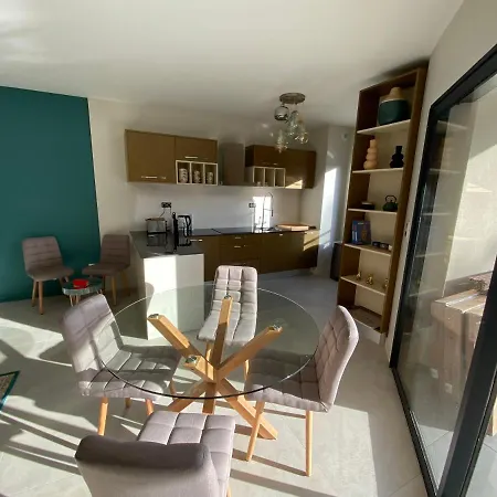 Porto-vecchio, Luxe Et Lumiere, Stanatura * Порто-Веккьо